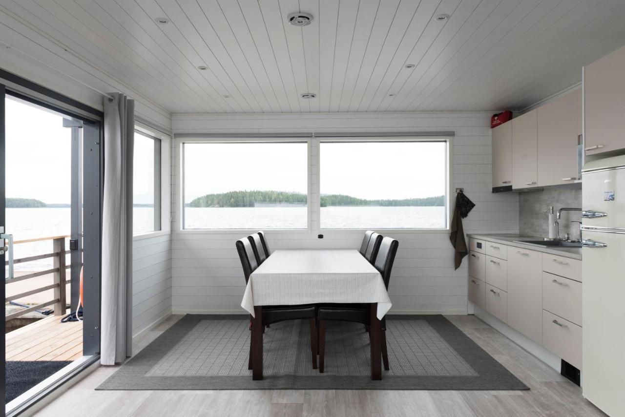 Saunalautta Sisu Virasoja Exteriör bild